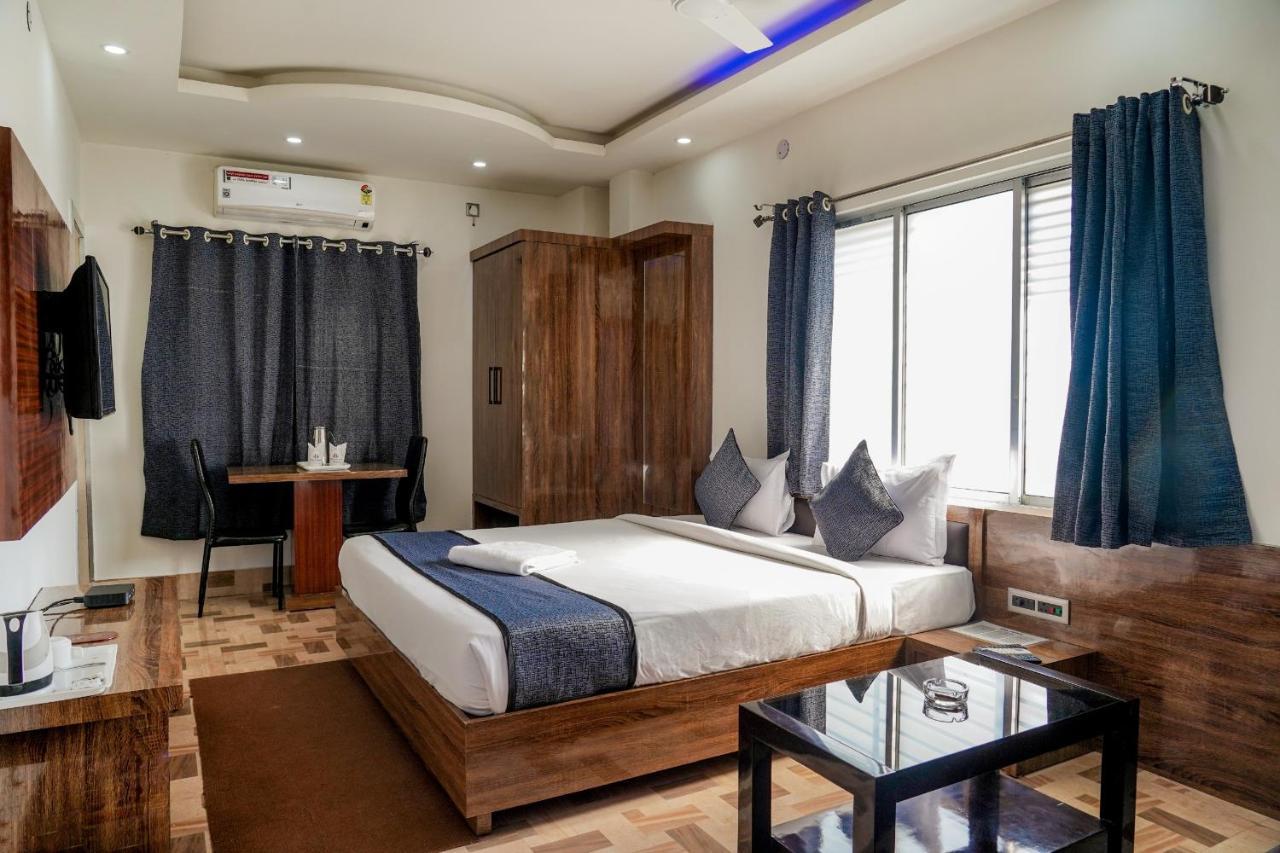 Hotel Heritage Koch Bihar Luaran gambar