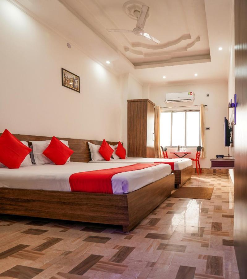 Hotel Heritage Koch Bihar Luaran gambar