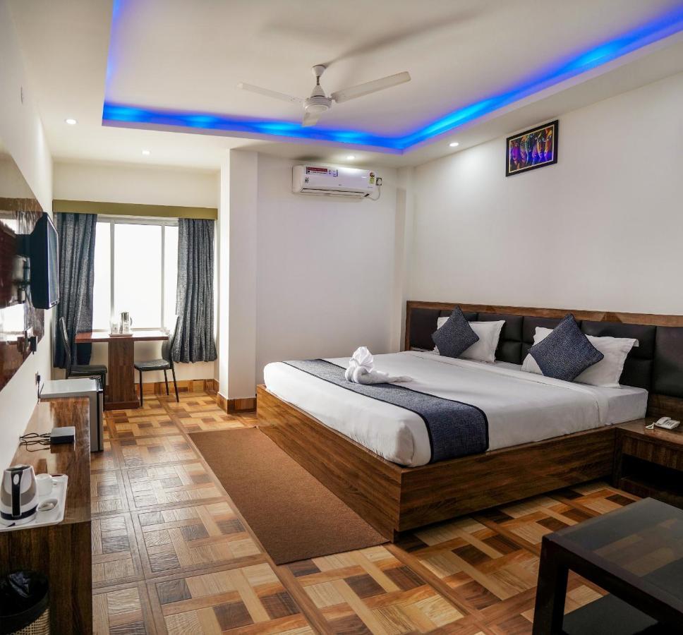Hotel Heritage Koch Bihar Luaran gambar