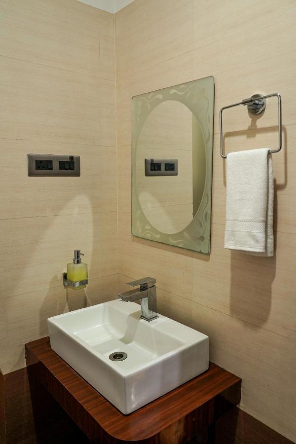 Hotel Heritage Koch Bihar Luaran gambar