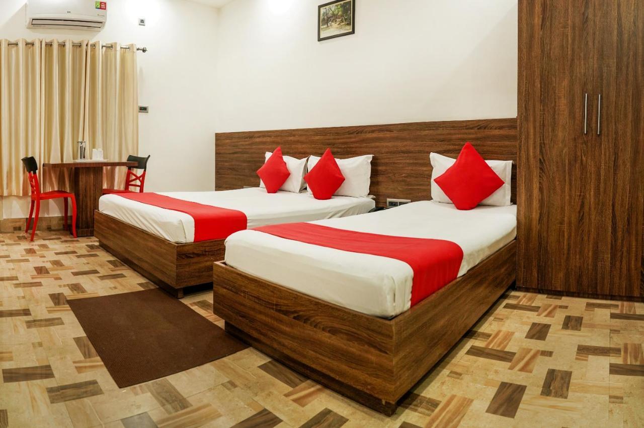 Hotel Heritage Koch Bihar Luaran gambar
